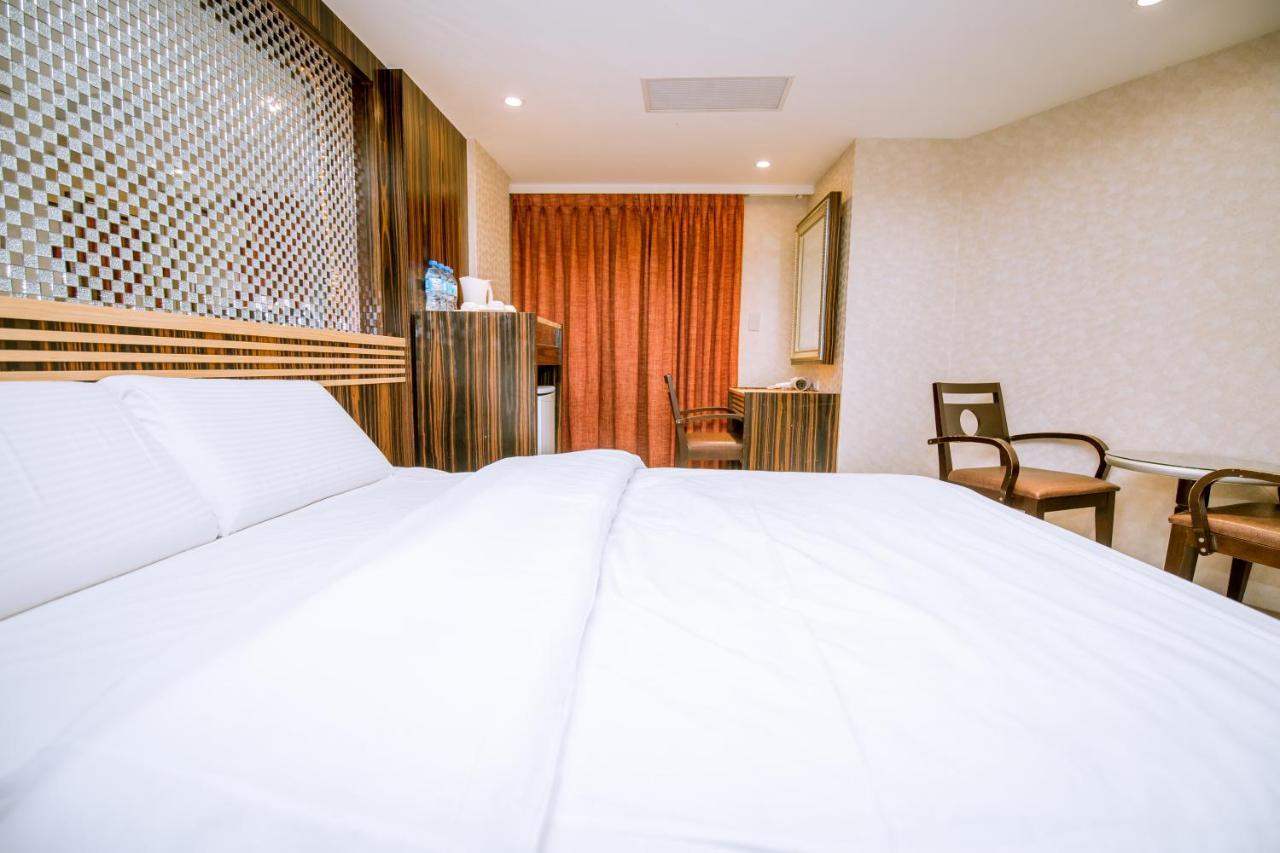 Guide Hotel Taipei Xinyi Luaran gambar
